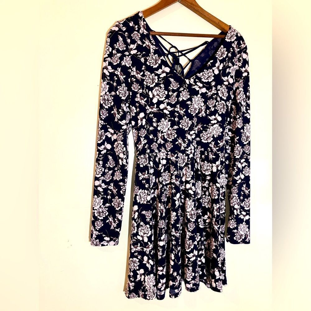 Aeropostale, long sleeve, floral, pattern, mini, excellent condition, large
